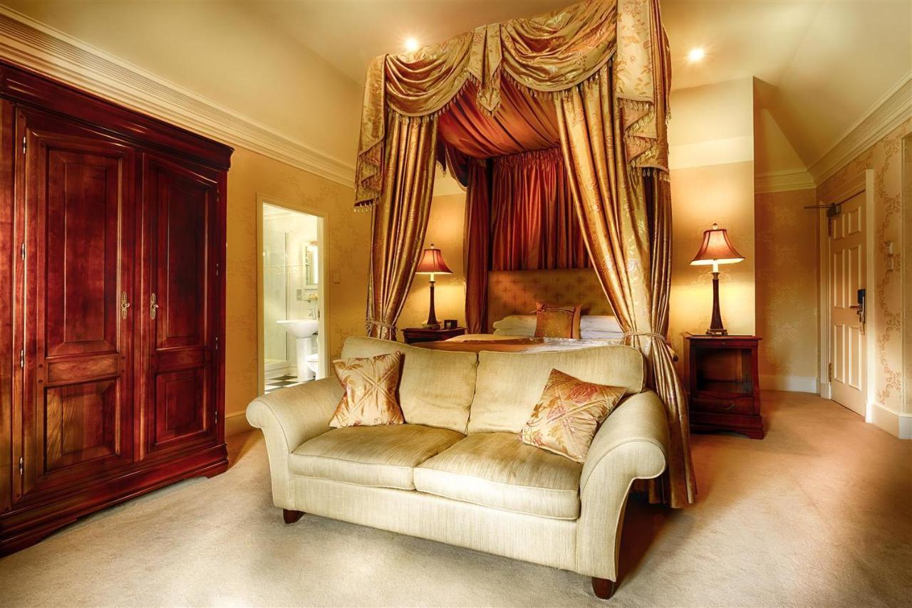 Mansion House Hotel Elgin Ngoại thất bức ảnh